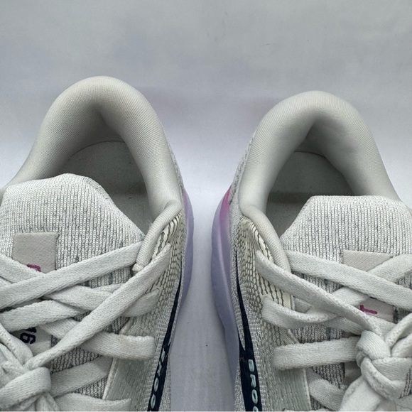 Brook's Women's Ghost 16 White Grey Estate Blue Size 6.5 Wide  NEW - Picture 9 of 13